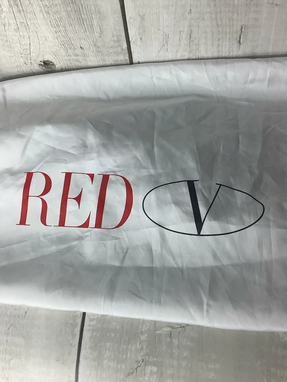 RED Valentino Quilted Hot Pink Floral-Appliqué Shoulder Bag with Gold Chain